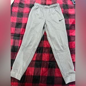 Men’s Nike dri fit joggers. Size small